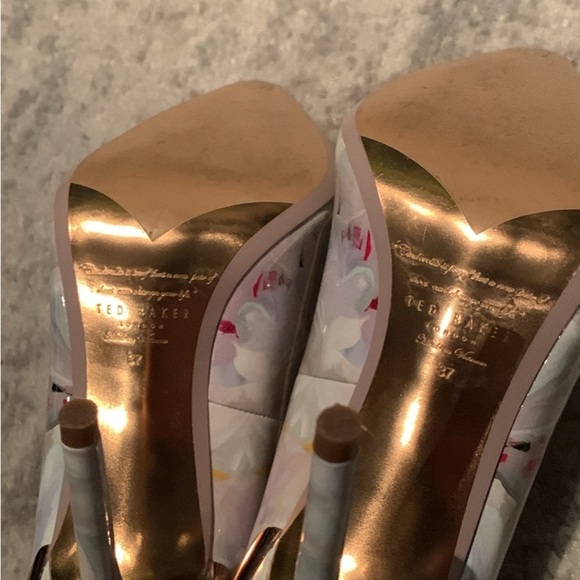 Ted Baker Floral Women's Heels - Pink and White - Picture 3 of 8